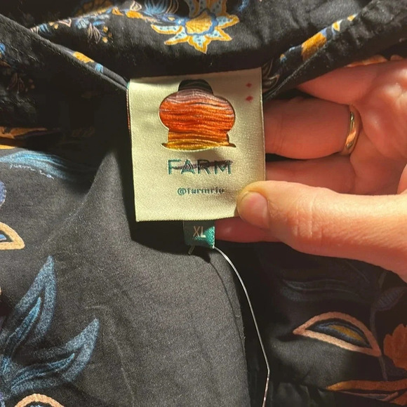 New FARM RIO mini floral garden skirt - Picture 3 of 7